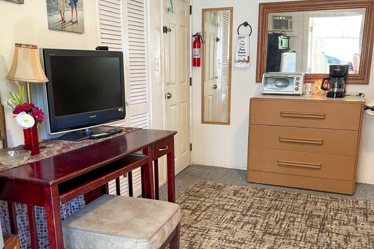 Lake Worth Studio With Smart Tv 6 Mi To Palm Beach! レイク・ワース エクステリア 写真